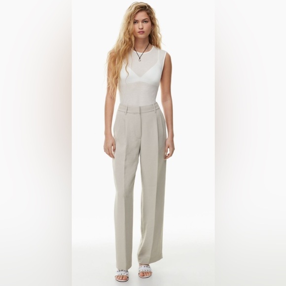 Aritzia Pants - WILFRED Sz 14 Cuffed Tapered Leg Front Pleats Zipper Belt Loops Trousers